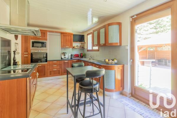 Maison à vendre 6 pièces 173 m² Vaux-sur-Seine