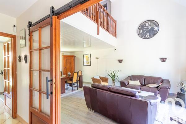 Maison à vendre 6 pièces 173 m² Vaux-sur-Seine