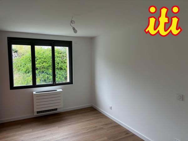 Maison rénovée proche océan et commerces