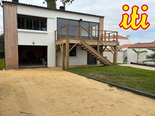 Maison rénovée proche océan et commerces