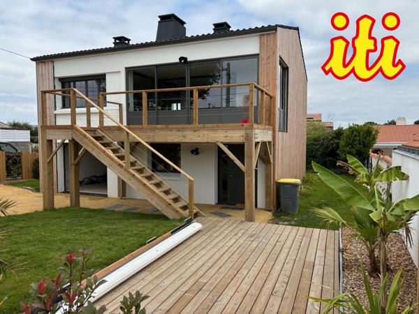 Maison rénovée proche océan et commerces
