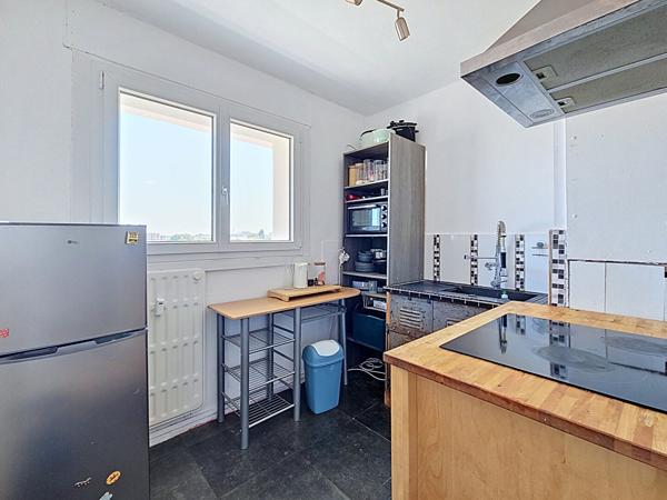 Appartement F2 de 42 m² avec grand balcon, parking privatif et cave ? Quartier Saurupt / Jeanne d'Arc / Leclerc