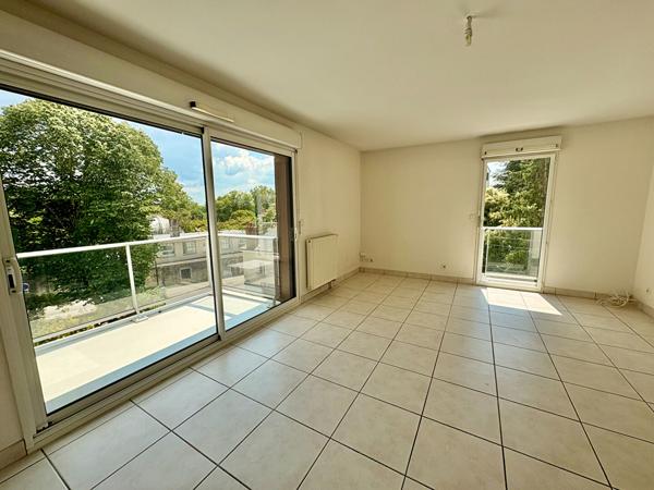 A LOUER - NANTES GARE NORD / JARDIN DES PLANTES - Appartement 2 pièces de 42.40 m²