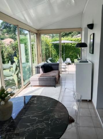 PEGOMAS MAISON 3P 94 M2 PISCINE 300 M2 TERRAIN RESIDENCE SECURISEE