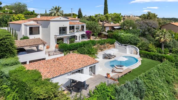 Vente Maison contemporaine Cagnes-sur-Mer 9 Pièces 314 m²