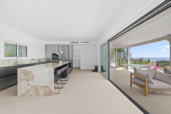 Vente Maison contemporaine Cagnes-sur-Mer 9 Pièces 314 m²