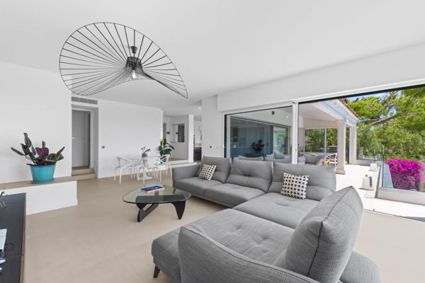 Vente Maison contemporaine Cagnes-sur-Mer 9 Pièces 314 m²