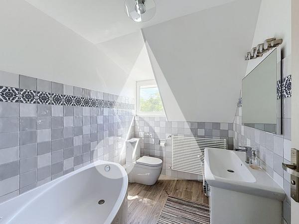 Maison 7 pièces 154 m2