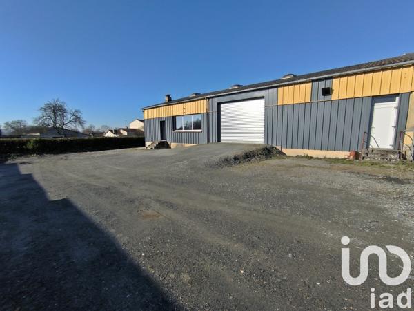 Maison 1 pièce de 253 m² à Saint-Amand-sur-Sèvre (79700)