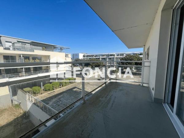 Location Studio meublé 21.8 m² - 6 RUE GEORGES MORVAN La Rochelle 17000