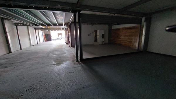 Location / Local activité à Mandelieu-la-Napoule (06210)