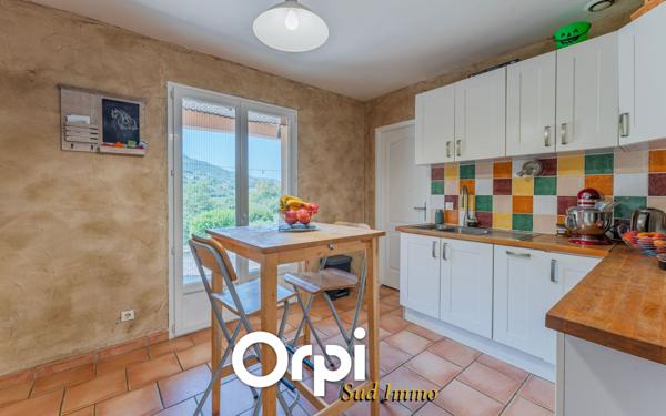 Maison à vendre    4 pièces •  Saint-Bauzile