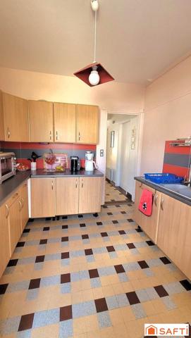 Appartement T3 de PLAIN PIED à seulement 2 minutes de la plage, grande cour, cave et dépendance