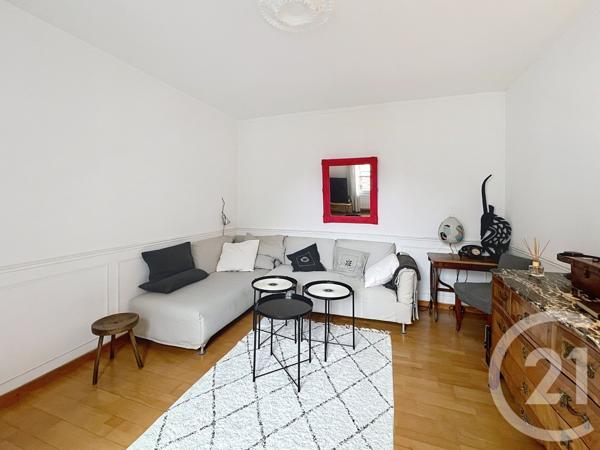 Appartement T4 à vendre  3 pièces - 58 m2 PARIS - 75010