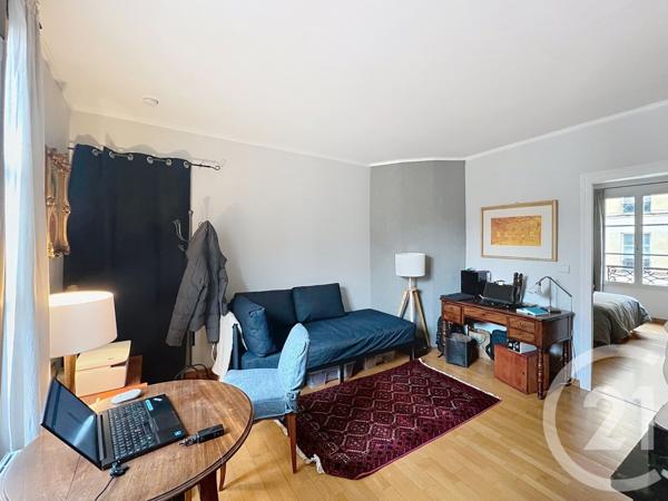 Appartement T4 à vendre  3 pièces - 58 m2 PARIS - 75010