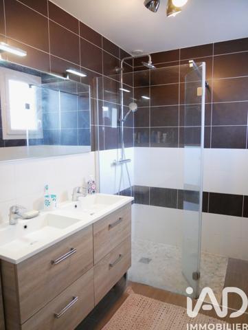 Maison à vendre 7 pièces 138 m² Saint-Brice-sous-Forêt