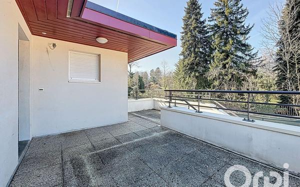 Appartement à vendre    3 pièces • 74,11 m2 Reignier-Ésery