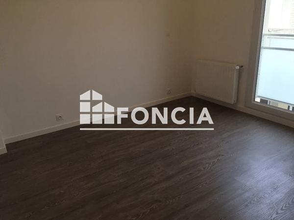 Location Appartement 2 pièces 41.89 m² - 1 RUE DE L'ABBE FREMOND Angers 49100