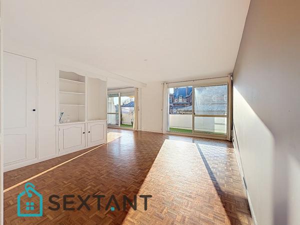 Appartement de 115 m2 avec terrasse plein sud entre centre ville et la plage