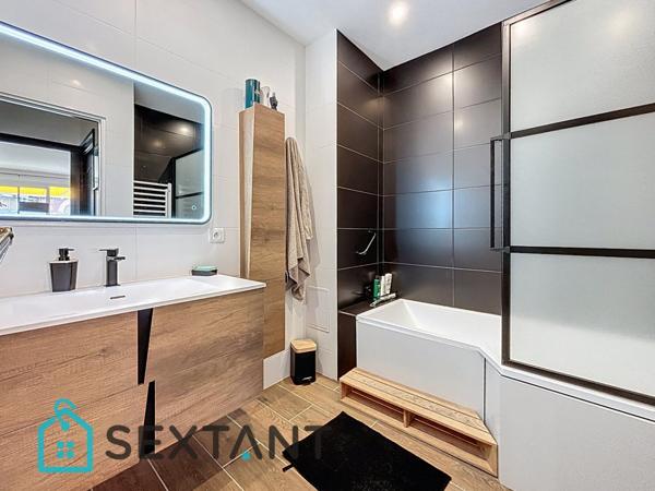 Appartement de 115 m2 avec terrasse plein sud entre centre ville et la plage