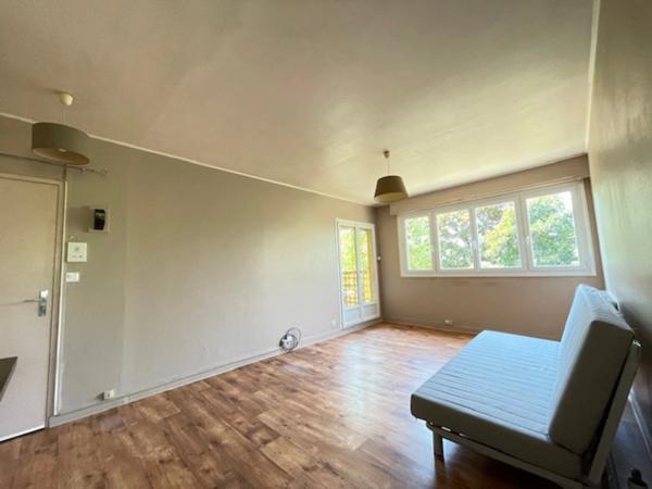 Appartement T2 avec loggia quartier la bussate /Chanzy