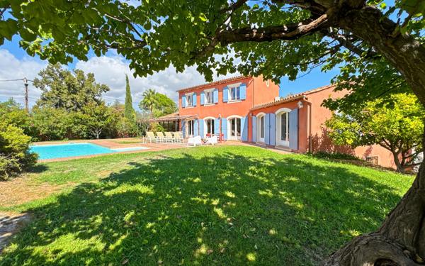 Maison à vendre    6 pièces • 193 m2 Cagnes-sur-Mer