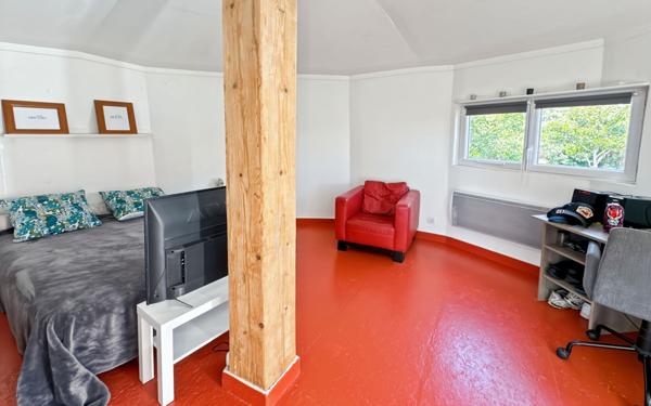 Maison à vendre    6 pièces • 193 m2 Cagnes-sur-Mer