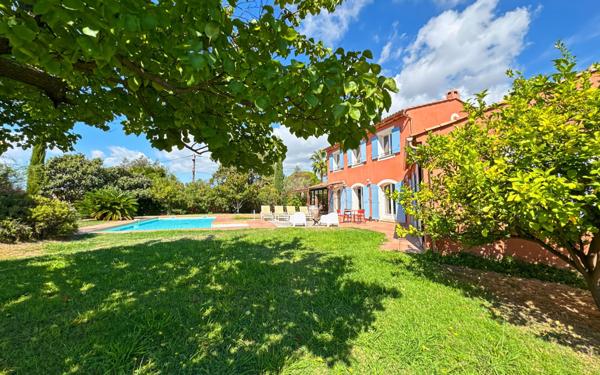 Maison à vendre    6 pièces • 193 m2 Cagnes-sur-Mer
