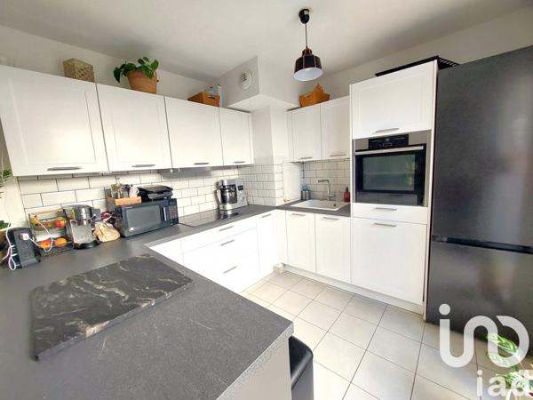 Appartement à vendre 3 pièces 64 m² Serris