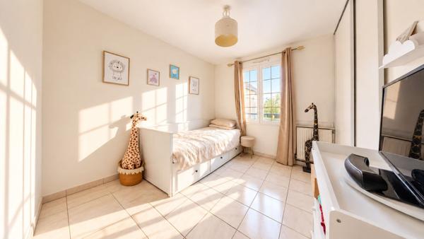 Maison Les Mureaux 104 m² - 4 chambres