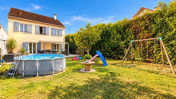 Maison Les Mureaux 104 m² - 4 chambres