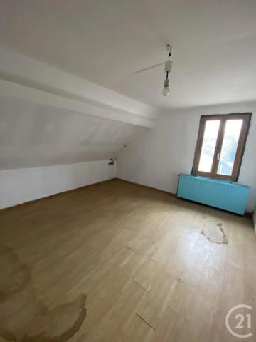Maison à vendre  4 pièces - 105 m 2   ST QUENTIN  - 02