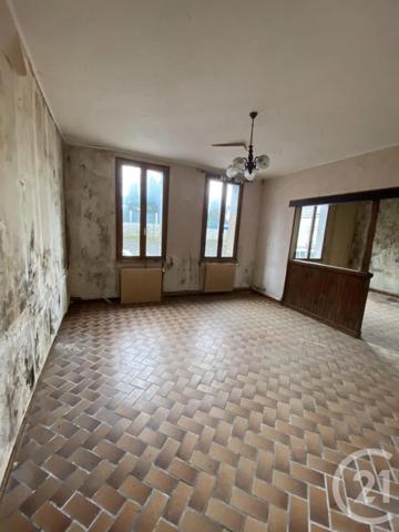 Maison à vendre  4 pièces - 105 m 2   ST QUENTIN  - 02