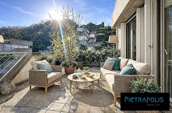 T4 de 86m² + terrasse de 17m²+ place de parking