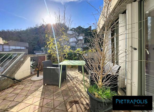 T4 de 86m² + terrasse de 17m²+ place de parking