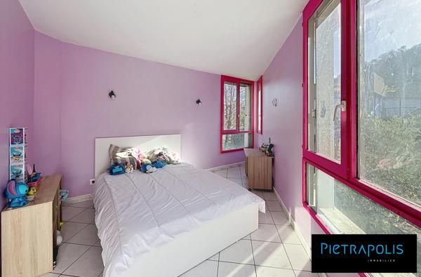 T4 de 86m² + terrasse de 17m²+ place de parking