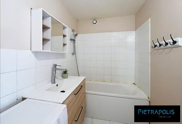 T4 de 86m² + terrasse de 17m²+ place de parking