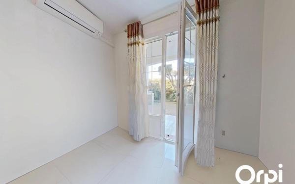 Maison à vendre    6 pièces •  Saint-Raphaël