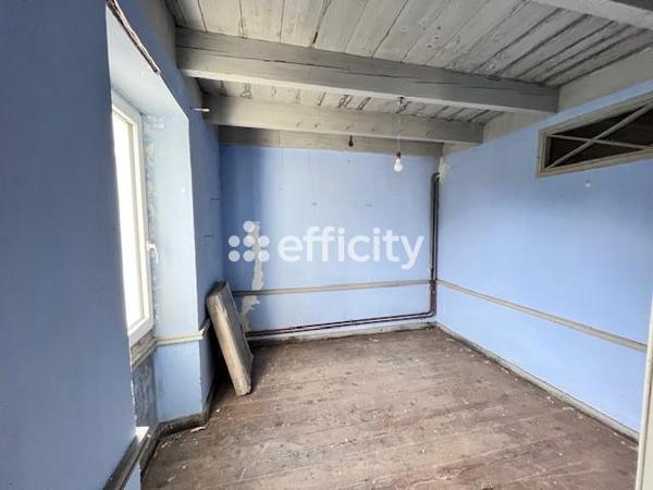 Maison 9 pièces - 354 m²