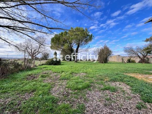 Maison 9 pièces - 354 m²