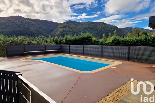 Maison à vendre 6 pièces 118 m² Saint-Julien-en-Saint-Alban