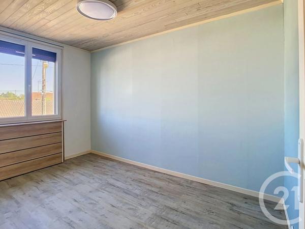 Appartement F3 à vendre  3 pièces - 52,17 m 2   CREPY EN VALOIS  - 60