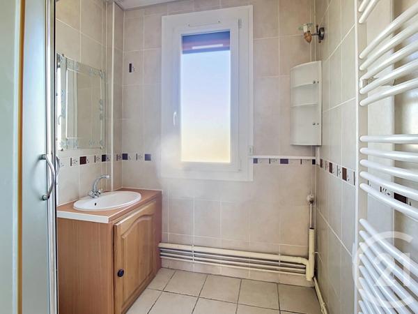 Appartement F3 à vendre  3 pièces - 52,17 m 2   CREPY EN VALOIS  - 60