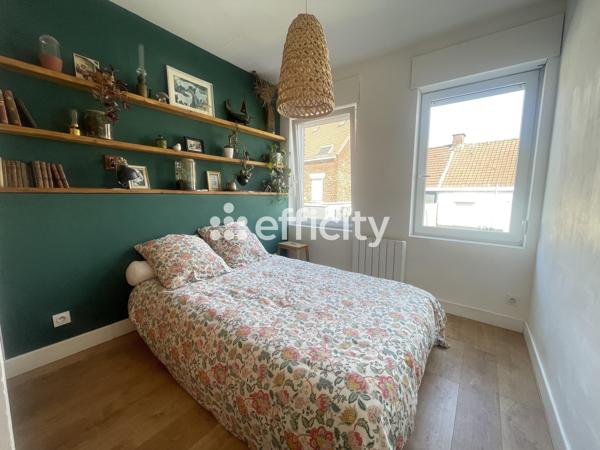 Maison
         4 pièces
        - 73 m² Exclusivité 214 500 € *