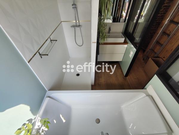 Maison
         4 pièces
        - 73 m² Exclusivité 214 500 € *