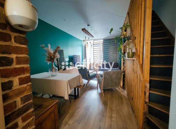 Maison
         4 pièces
        - 73 m² Exclusivité 214 500 € *
