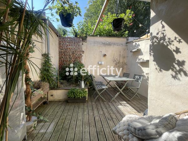Maison
         4 pièces
        - 73 m² Exclusivité 214 500 € *