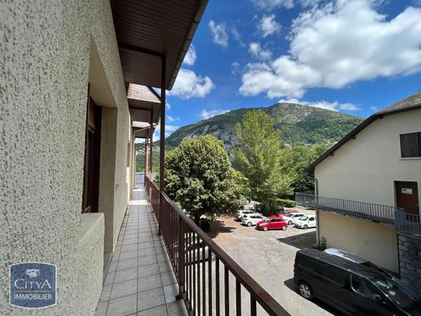 Appartement à louer 2 pièces 29.75m² Aspin-en-Lavedan (65100)