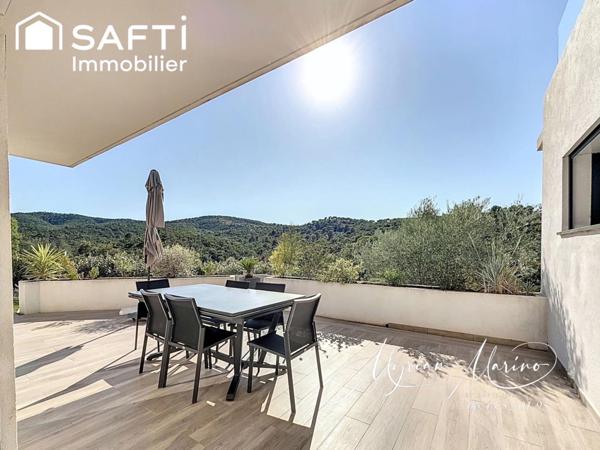 SAINT-AYGULF – Villa contemporaine avec piscine, garage et annexes