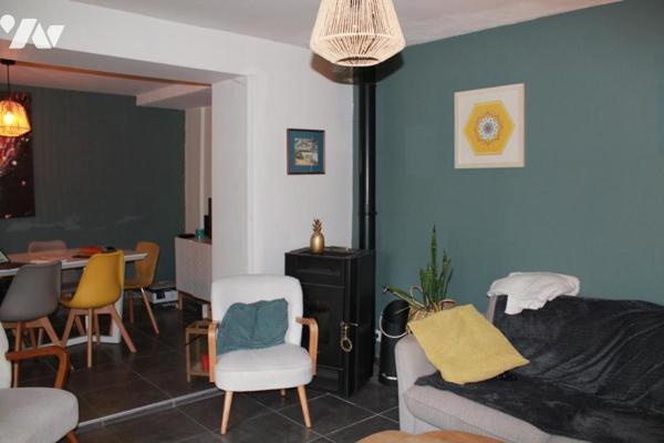 Montélimar, maison de 95m2 hab., parcelle de 325m2 avec piscine.